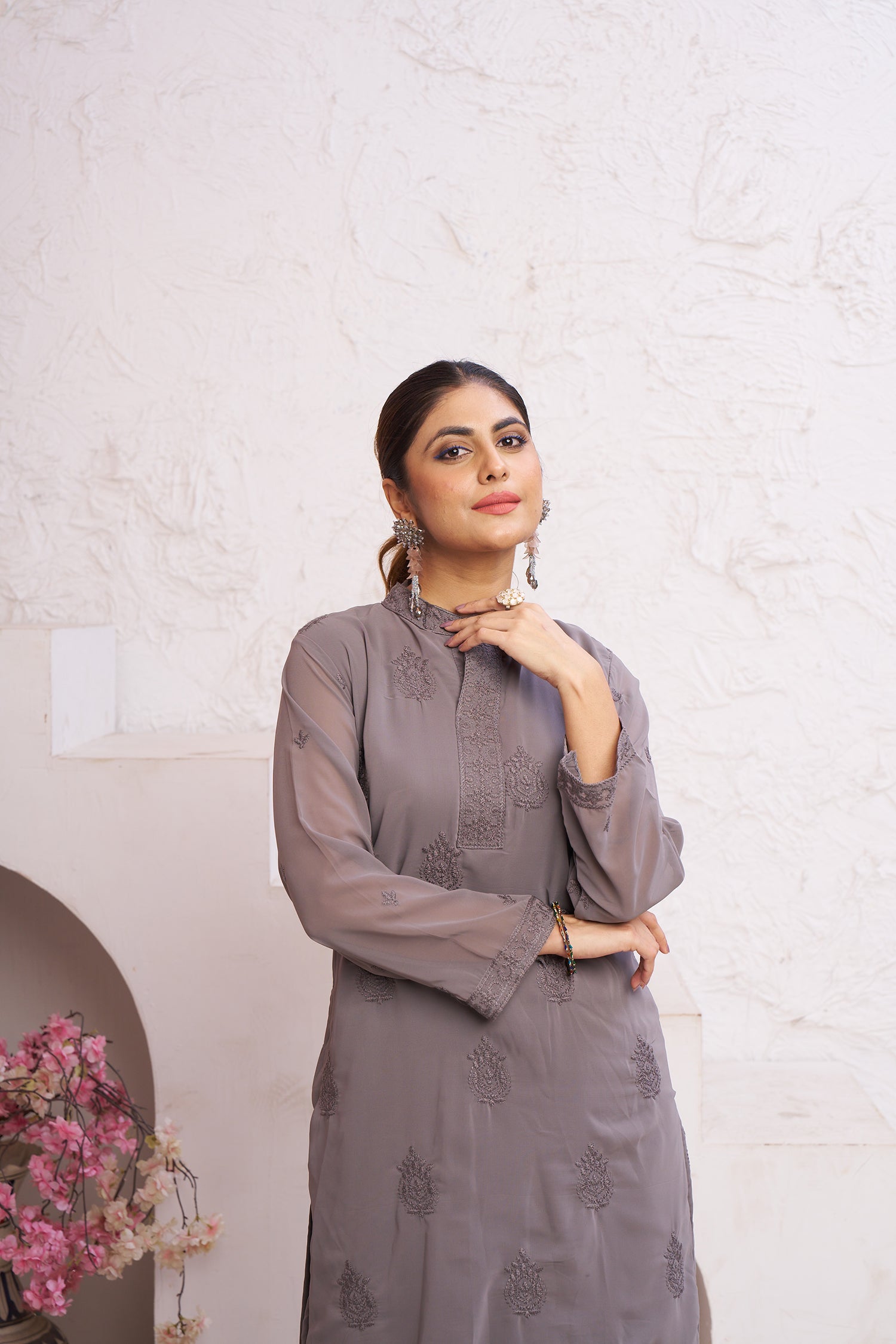 Clothiks Heavy Fox Gorgert with embroidery work Inner Stiched kurti