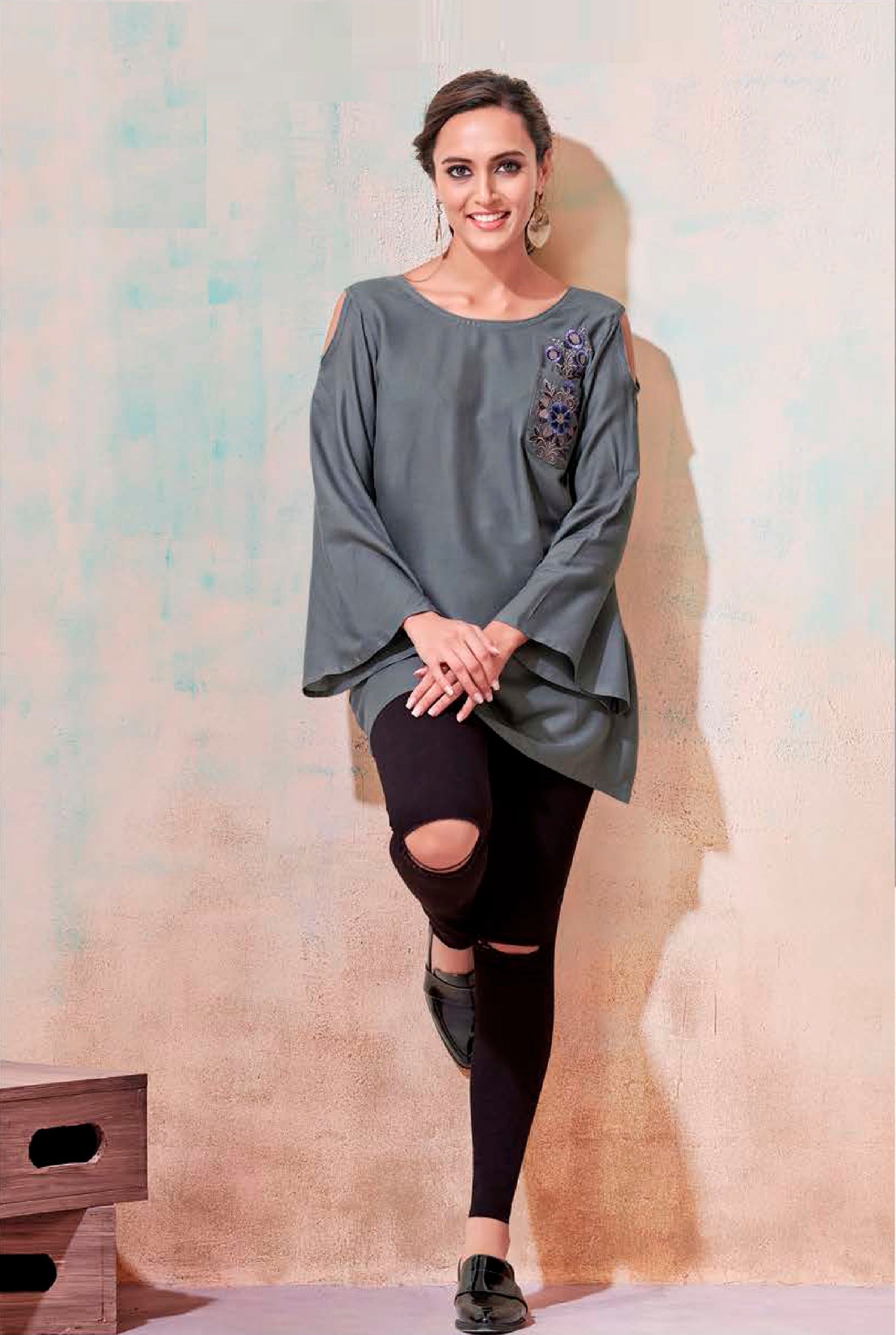 Clothiks 14KG Heavy Riyon Short Top with Designer style kurti