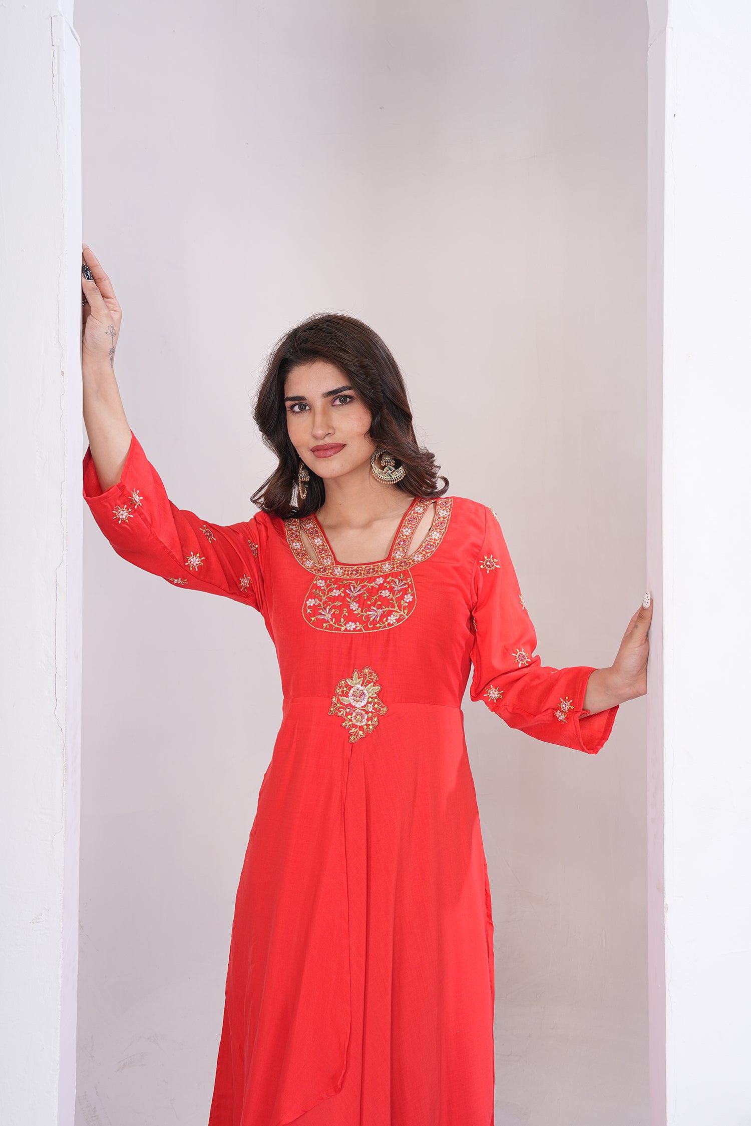 Clothiks Heavy Maslin With Heavy Embroidery Cotton Inner Stiched kurti