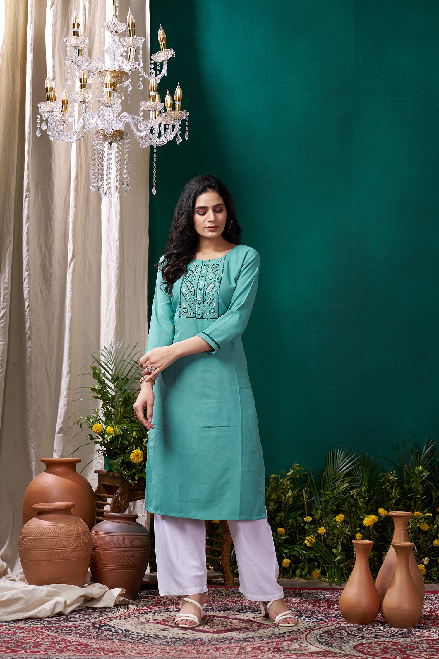 Clothiks Maaza Cotton Handwork with Pocket kurti