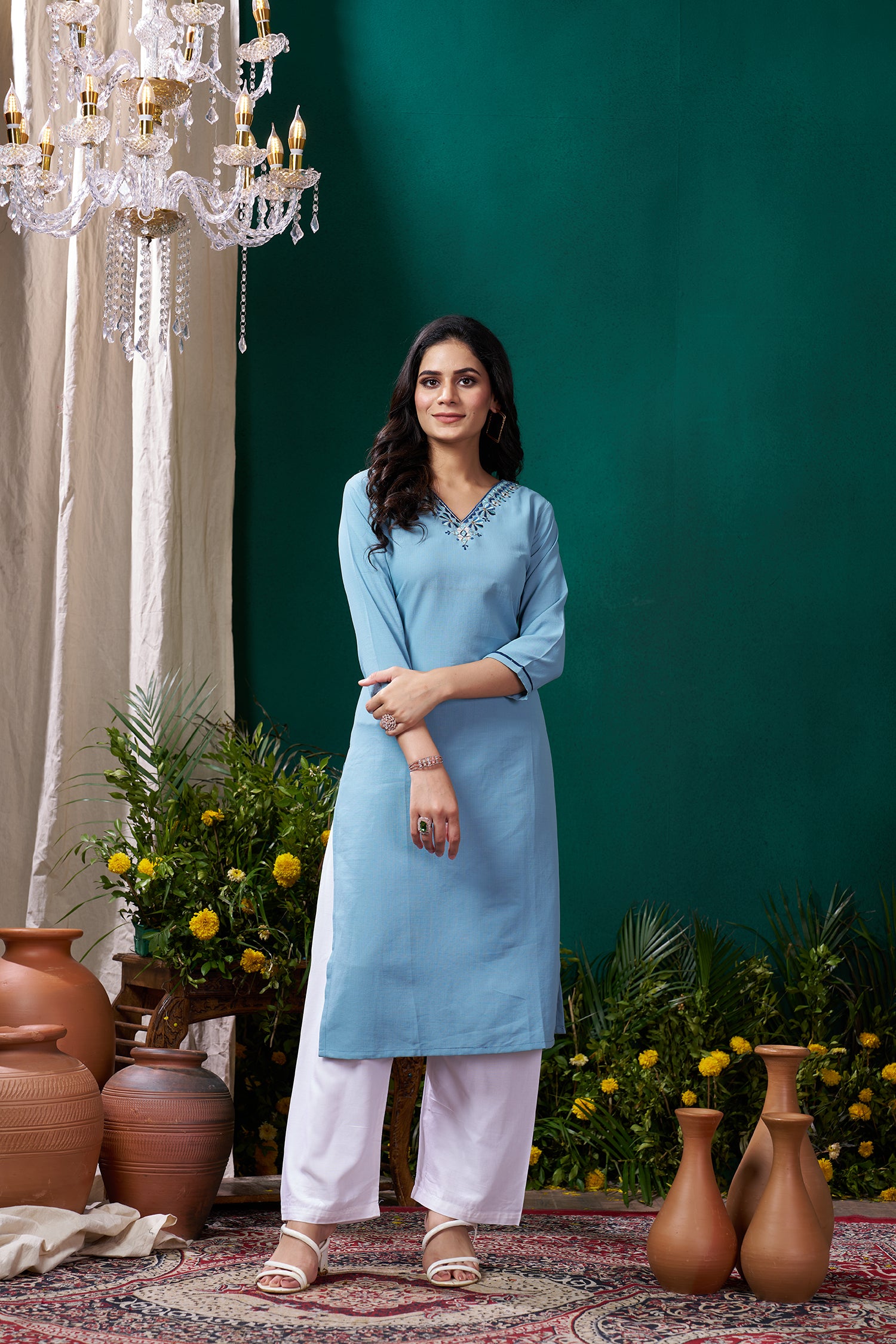 Clothiks Maaza Cotton Handwork with Pocket kurti