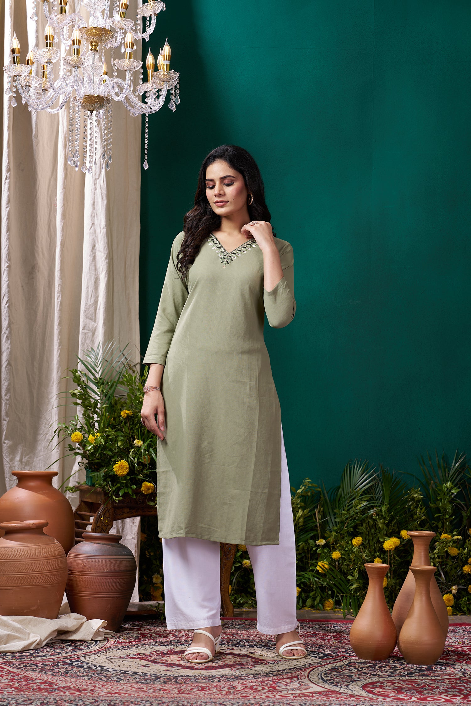 Clothiks Maaza Cotton Handwork with Pocket kurti