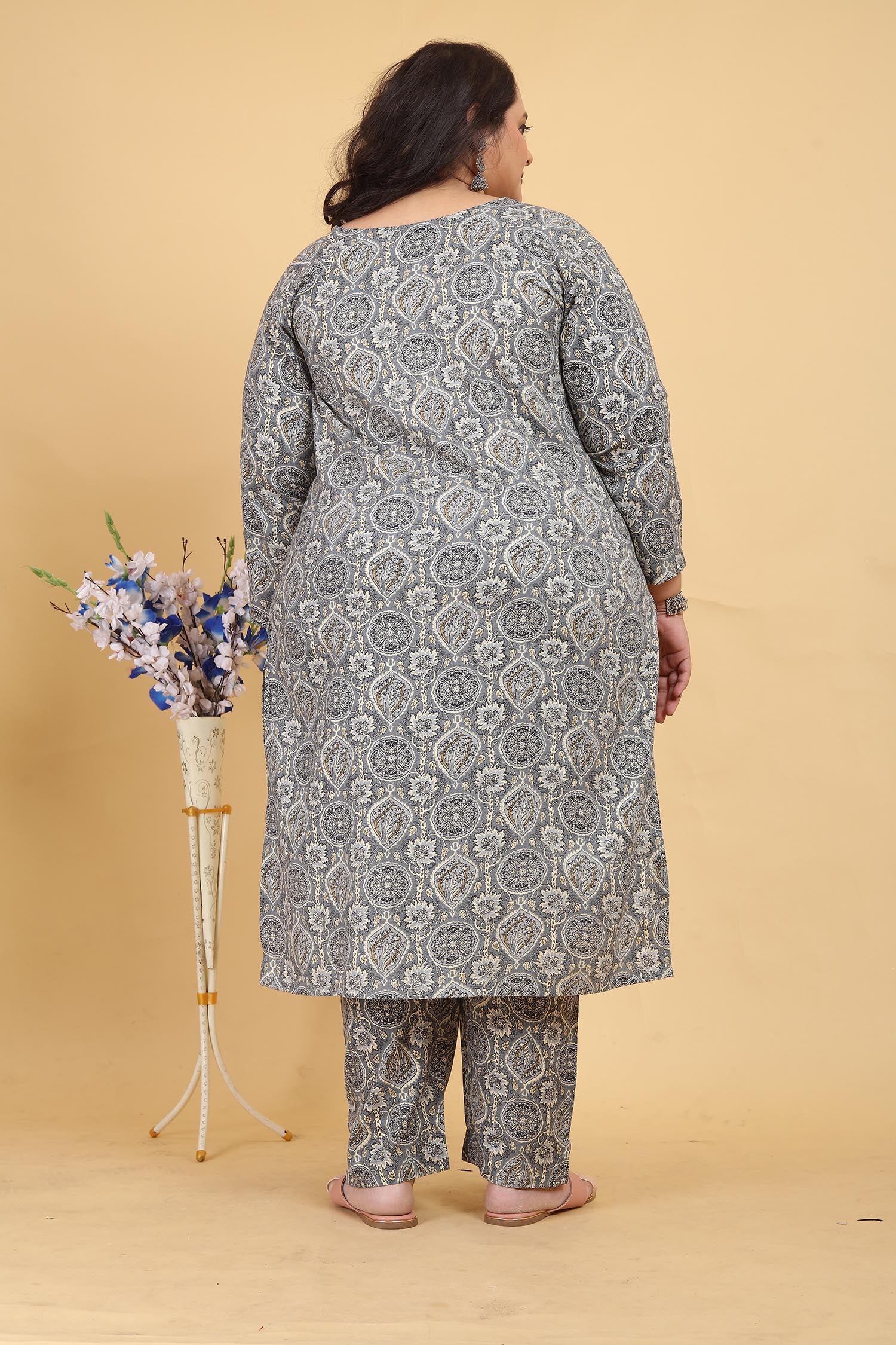 Clothiks Premium Riyon Export Quality With Handwork kurti