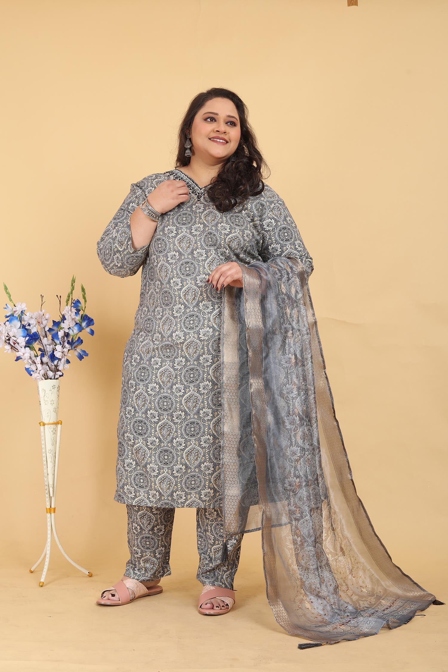 Clothiks Premium Riyon Export Quality With Handwork kurti